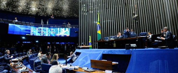 Senado vota a reforma trabalhista na terça-feira